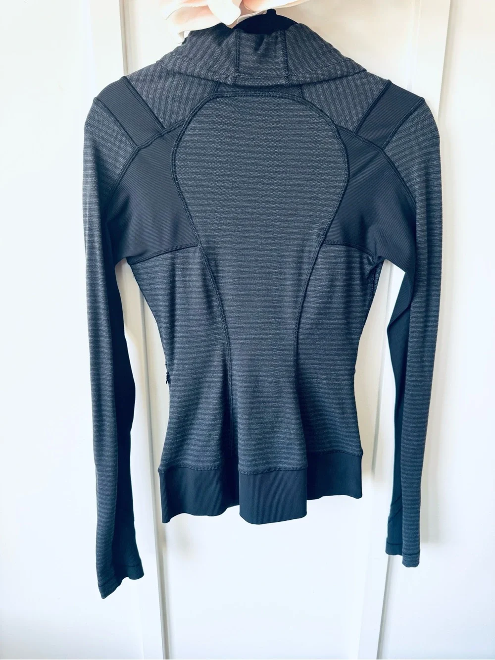 lululemon athletica Women's Charcoal Gray Asymmetrical Zip Utility Jacket Size 2